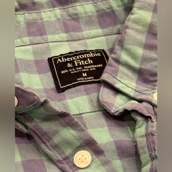 Abercrombie & Fitch A&F men button down short sleeve dress shirt size medium - Picture 4 of 7